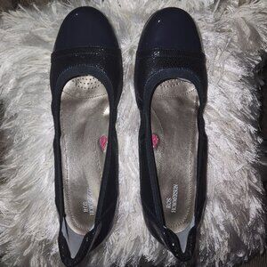 Navy Blue Ros Hommerson Low Heel Shoe - Size 12 New in the Box